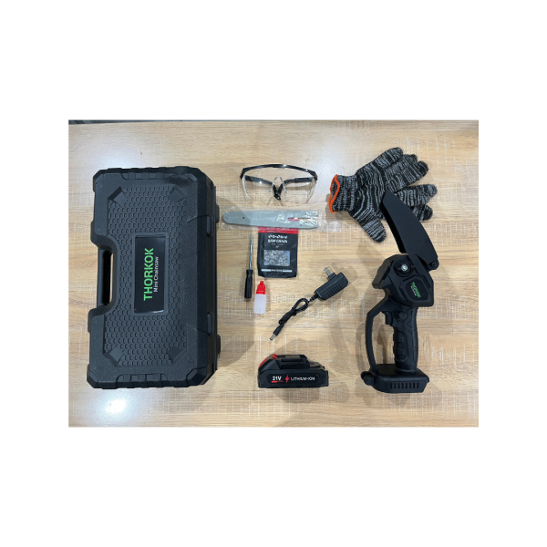6 inch Mini Chainsaw Li-ion Battery Operated TK8001 - Image 4